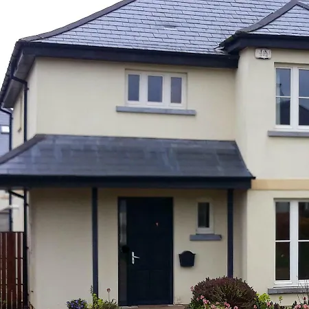 House At Adare Manor Village Nyaraló *